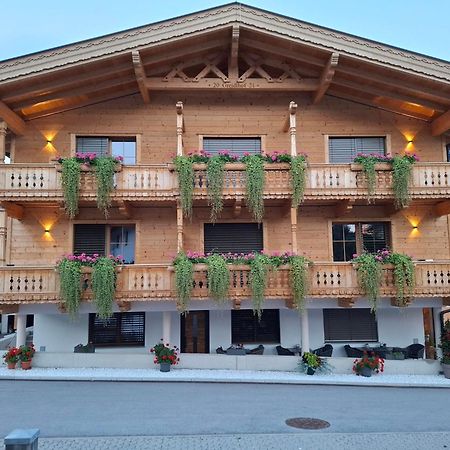 Greidlhof Alpstyle Apartments Fügen Exteriér fotografie