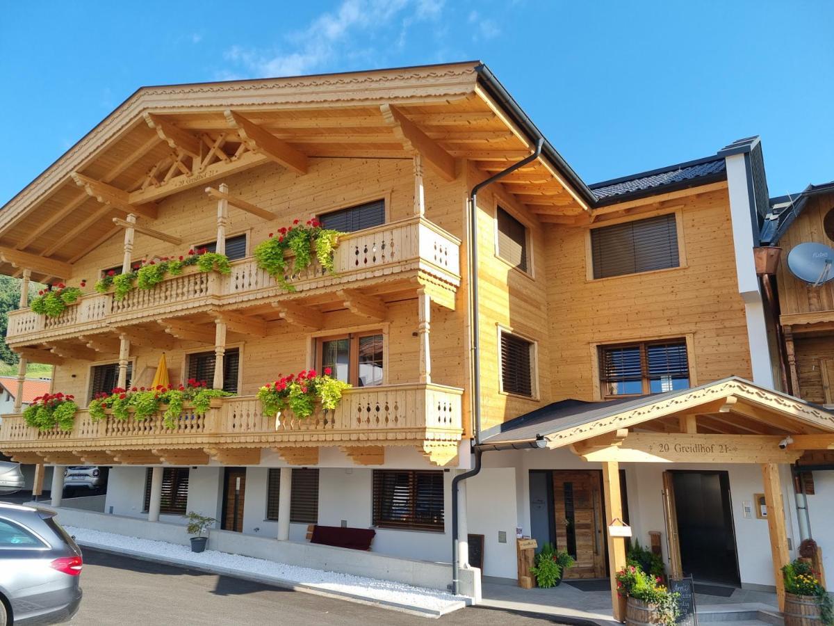 Greidlhof Alpstyle Apartments Fügen Exteriér fotografie